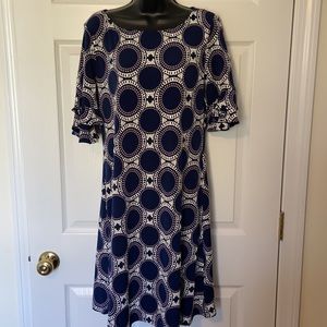 Ladies knee length dress, by Ronni Nicole Sz 10